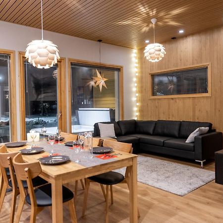 Premium Lapland Villa With Jaguzzi Rovaniemi Buitenkant foto